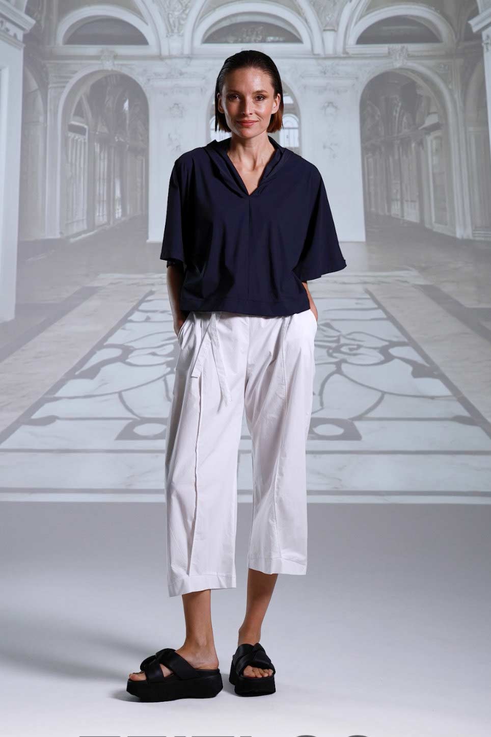 Pants 26154 white black kurkuma Shirt 26065 white sabbia navy black