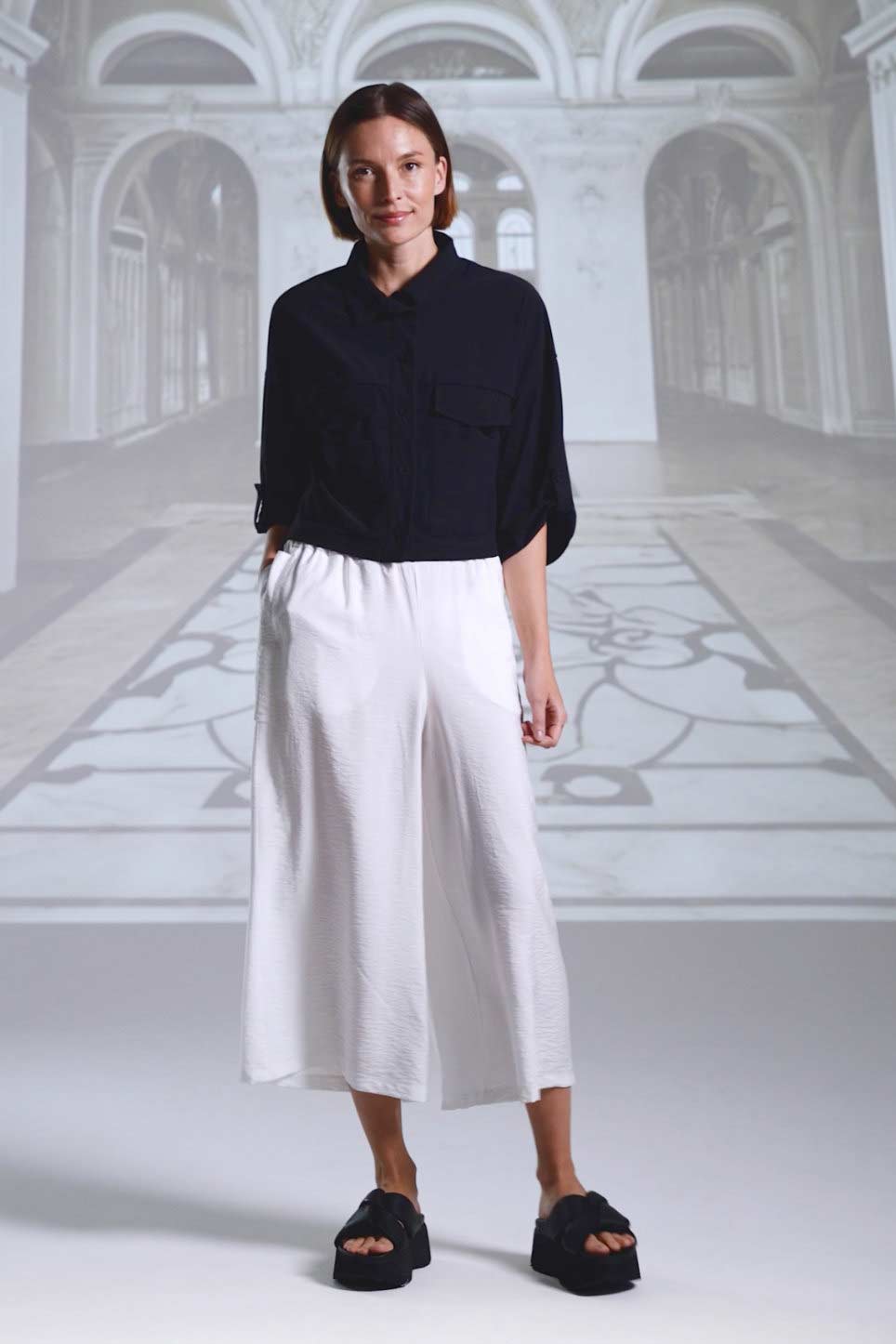 Pants 26220 navy ecru Jacket 26005 greige black