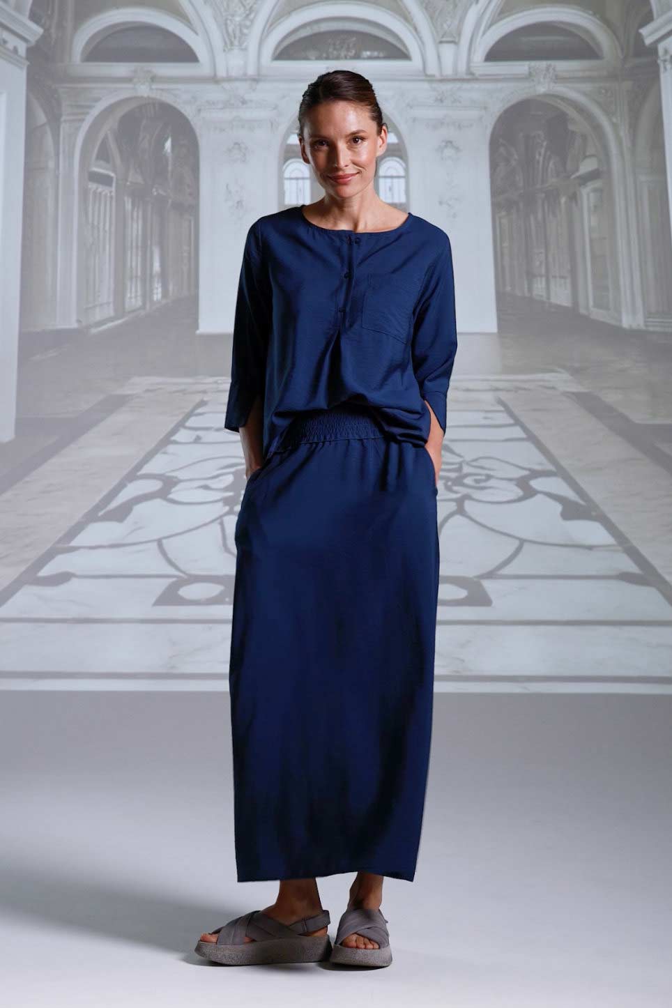 Skirt 26228 navy ecru Blouse 26226 navy ecru