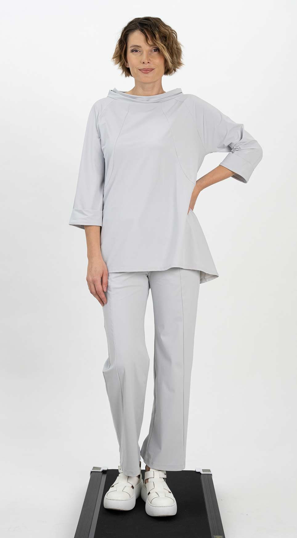 Shirt 25080 light grey navy black white Pants 25088 light grey navy black white